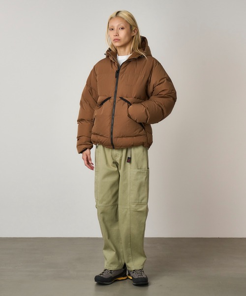 Gramicci(グラミチ)の「DOWN PUFFER HOODED JACKET|ダウンパファーフーデッドジャケット(ダウンジャケット/コート・メンズ・その他/レッド/ブラック/ブラウン・XL/XS/XXL/S/M/L)」の6枚目の写真