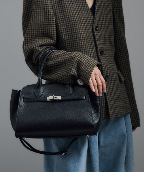 SALON adam et rope'（サロン アダム エ ロペ）の「【AULENTTI（オーレンティ）】ハンドバッグ（ハンドバッグ・レディース・ブラウン系その他/ブラック・FREE）」の4枚目の写真