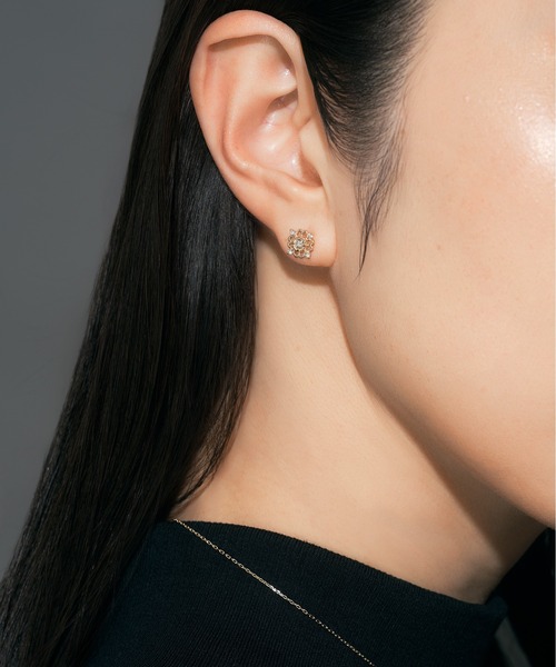 Jewel closet by L&Co.（ジュエルクローゼットバイエルアンドコー）の「K10 ダイヤモンド ピアス（ピアス（両耳用）・レディース・ゴールド系2/ゴールド系1・FREE）」の8枚目の写真