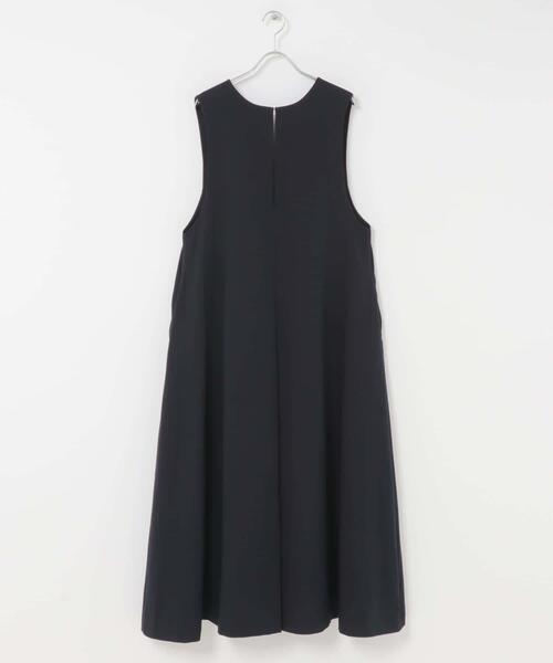 KBF（ケイビーエフ）の「『一部WEB限定カラー』2WAYフレアジャンパースカート（ワンピース・レディース・ブラック/ブラウン系その他/チャコールグレー/ネイビー・36/38）」の8枚目の写真