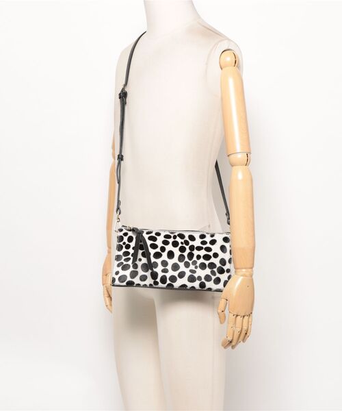 RIPANI（リパーニ）の「【RIPANI】レザーハンドルヘアカーフハンドバッグ(Q56459)（ハンドバッグ・レディース・マルチ/ブラック系その他・ALL）」の7枚目の写真