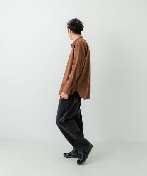 URBAN RESEARCH(アーバンリサーチ)の「Typewriter Washed Shirts(シャツ/ブラウス・メンズ・ベージュ/ネイビー/ブラウン/オフホワイト・MEDIUM/LARGE)」の12枚目の写真