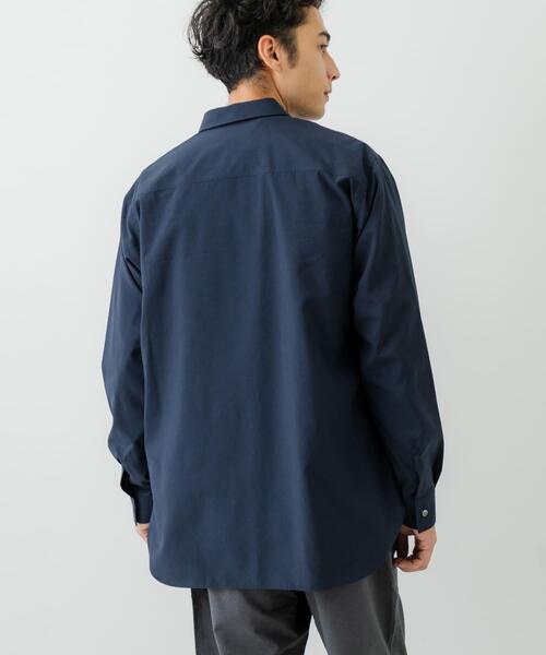 URBAN RESEARCH(アーバンリサーチ)の「Typewriter Washed Shirts(シャツ/ブラウス・メンズ・ベージュ/ネイビー/ブラウン/オフホワイト・MEDIUM/LARGE)」の5枚目の写真