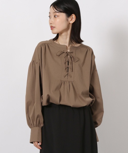 LAKOLE(ラコレ)の「レースアップブラウス / 588565(シャツ/ブラウス・レディース・オフホワイト/ネイビー/ブラウン/ベージュ系その他・FREE)」の2枚目の写真