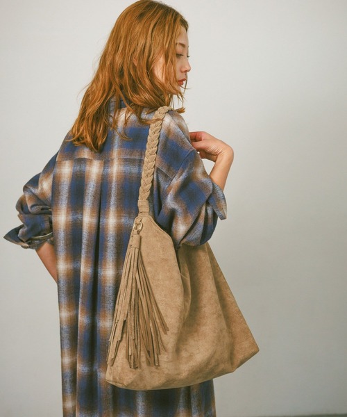 A4サイズ対応】編みハンドルホーボーバッグ / スウェード