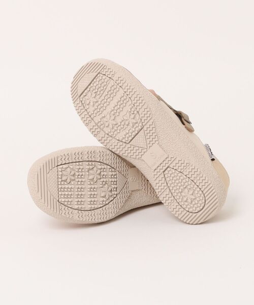 moz（モズ）の「moz(モズ)ベルトアクセントシャーリングカジュアルシューズ（スリッポン・レディース・アッシュグレー/ピンク/ブラウン・LL/S/M/L）」の5枚目の写真