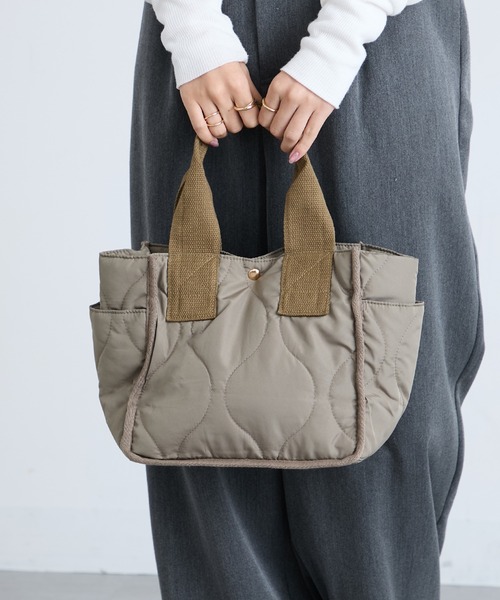 A by MAGASIN DE MODE(エーバイマガジンデモード)の「【A By MAGASIN DE MODE】キルトプチトート SNBD(トートバッグ・レディース・アイボリー/ブラック/チャコールグレー/ベージュ・FREE)」の19枚目の写真