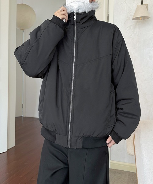 FVLMEN（フルメン）の「【FVLMEN】stand neck fur zip jacket/スタンドネック ファー ジップ ジャケット（ブルゾン・メンズ・カーキ/ブラック・X-LARGE/LARGE/MEDIUM）」の4枚目の写真