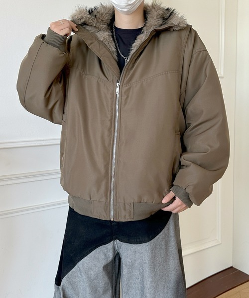 FVLMEN（フルメン）の「【FVLMEN】stand neck fur zip jacket/スタンドネック ファー ジップ ジャケット（ブルゾン・メンズ・カーキ/ブラック・X-LARGE/LARGE/MEDIUM）」の16枚目の写真