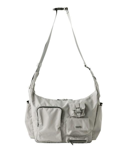 X-girl（エックスガール）の「MULTI POCKET SHOULDER BAG（ショルダーバッグ・レディース・グレー/ブラック・ONE SIZE）」の4枚目の写真