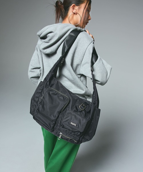 MULTI POCKET SHOULDER BAG（ショルダーバッグ）｜X-girl（エックス