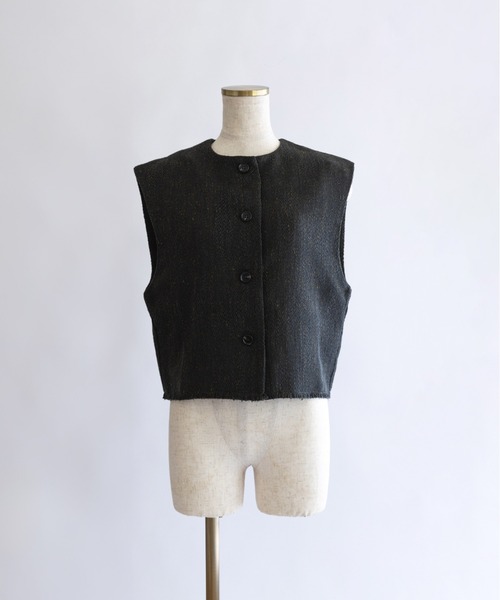 EN NEUME(エンノイム)の「Cropped Tweed Gilet(ベスト・レディース・ライトグレー/ブラック・FREE)」の1枚目の写真