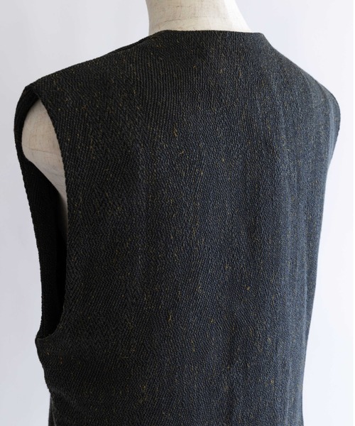 EN NEUME(エンノイム)の「Cropped Tweed Gilet(ベスト・レディース・ライトグレー/ブラック・FREE)」の20枚目の写真