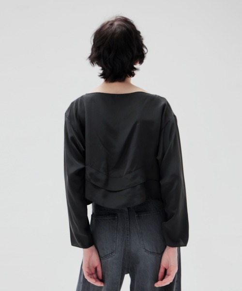 DRESSLAVE(ドレスレイブ)の「silk sand wash wave top(シルクサンドウォッシュウェーブトップ)(シャツ/ブラウス・レディース・ブラック/ベージュ・38)」の4枚目の写真