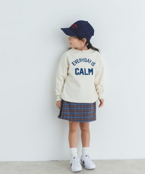 URBAN RESEARCH DOORS（アーバンリサーチドアーズ）の「『WEB/一部店舗限定サイズ』裏毛ロゴプルオーバー(KIDS)（Tシャツ/カットソー・キッズ・アイボリー/ベージュ・105/150/120/135）」の6枚目の写真