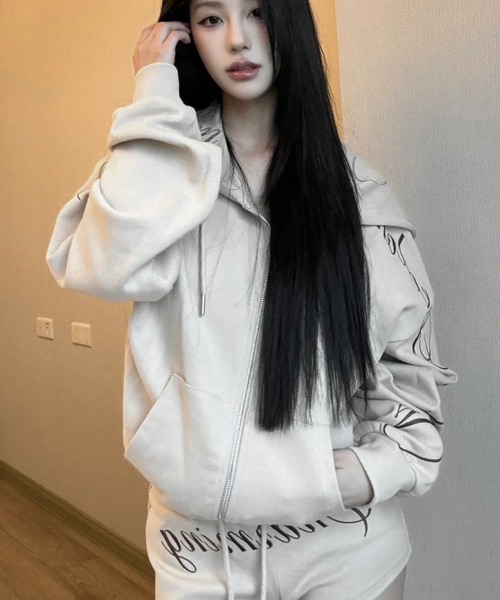 【希少美品】d.i.a♥ パーカー平成ギャル Y2K セール】【予約限定プライス】Y2Kロゴデザインジップフーディ
