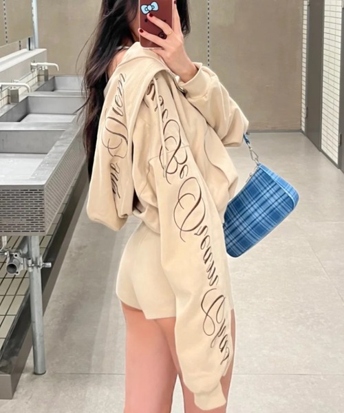 セール】Y2Kロゴデザインジップフーディ／ストリートガール