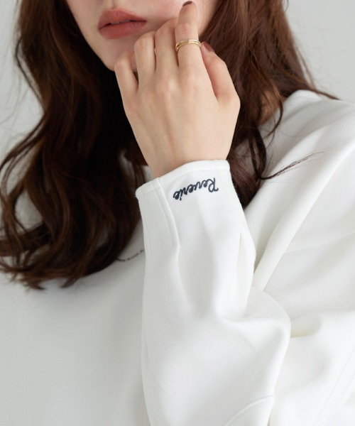 Pierrot（ピエロ）の「【刺繍入り】サイドジップダンボールスウェット（スウェット・レディース・ネイビー/杢グレー/オフホワイト・L/M）」の6枚目の写真