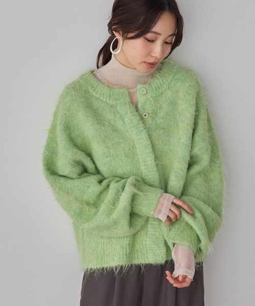 hunch(ハンチ)の「シャギー ミックスカラー起毛 ノーカラー 2WAYカーディガン(カーディガン/ボレロ・レディース・ダークブラウン/オフホワイト/ブルーパープル/ピンク/グレー/ライトグリーン/ライトピンク/ライトブラウン・FREE)」の6枚目の写真