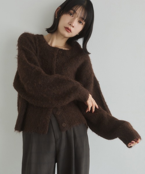hunch(ハンチ)の「シャギー ミックスカラー起毛 ノーカラー 2WAYカーディガン(カーディガン/ボレロ・レディース・ダークブラウン/オフホワイト/ブルーパープル/ピンク/グレー/ライトグリーン/ライトピンク/ライトブラウン・FREE)」の10枚目の写真