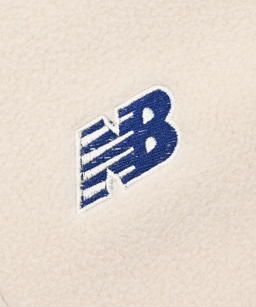 NEW BALANCE（ニューバランス）の「NB刺繍フリースジャケット（ブルゾン・メンズ・グレイッシュベージュ/ダークグレー・SMALL/MEDIUM/LARGE/X-LARGE/XX-LARGE）」の19枚目の写真
