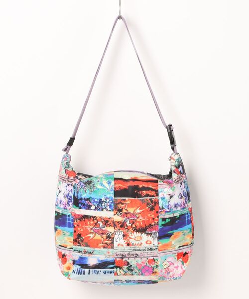 ScoLar（スカラー）の「ScoLar(スカラー) 両面総柄スカラーちゃんショルダーバッグ（ショルダーバッグ・レディース・オレンジ/パープル/ピンク・FREE）」の7枚目の写真