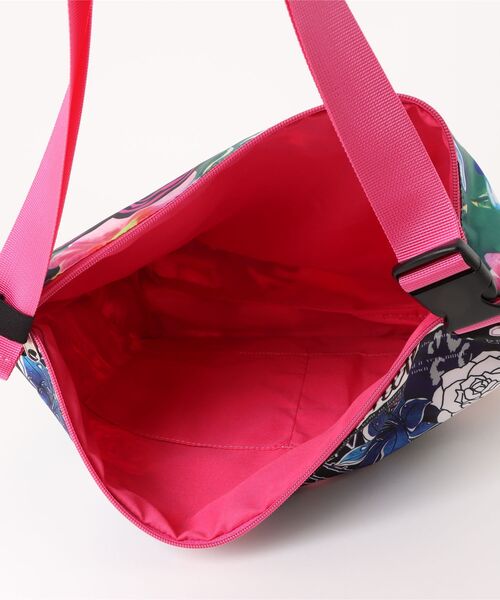 ScoLar（スカラー）の「ScoLar(スカラー) 両面総柄スカラーちゃんショルダーバッグ（ショルダーバッグ・レディース・オレンジ/パープル/ピンク・FREE）」の9枚目の写真