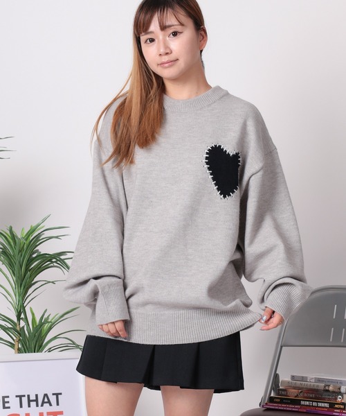 make a ray!(メイク ア レイ!)の「【82】 ハート/スター ハンドステッチ クルーニット(ニット/セーター・レディース・グレー/グレー系その他/ブラック/ブラック系その他/ブルー系その他/ネイビー・M/L)」の17枚目の写真