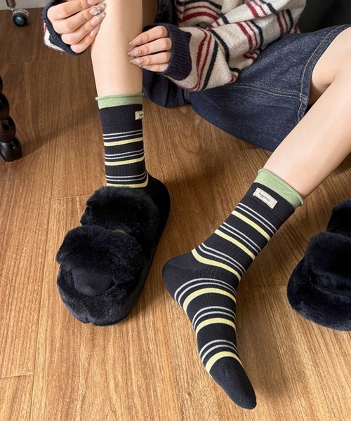 HALEY PESCA（ヘーリーペスカ）の「HALEY PESCA/ミックスカラー　ボーダーソックス（ソックス/靴下・レディース・ダークグレー/ブラウン/ホワイト/ライトグレー/ブラック・FREE）」の3枚目の写真