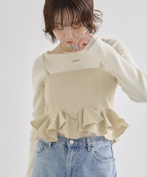 mystic(ミスティック)の「【レイヤードスタイル/3色展開】ウェーブフリルビスチェ(シャツ/ブラウス・レディース・チャコールグレー/アイボリー/ブラウン・FREE)」の3枚目の写真