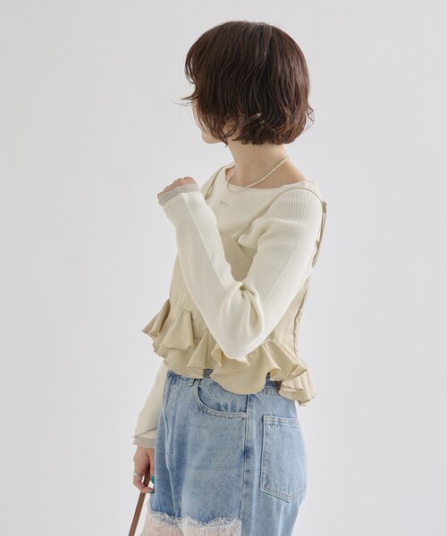 セール】【レイヤードスタイル/3色展開】ウェーブフリルビスチェ
