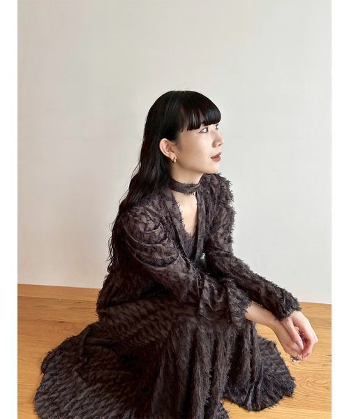 ボウタイ付きフリンジジャガードペプラムワンピース（ワンピース