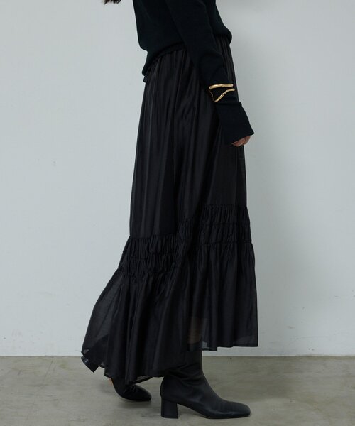 GALLARDAGALANTE（ガリャルダガランテ）の「ギャザーフレアスカート（スカート・レディース・ブラック/グレイッシュベージュ・FREE）」の5枚目の写真