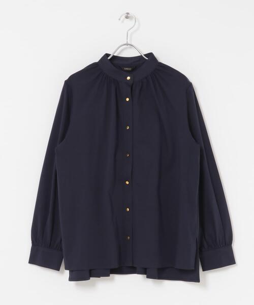 URBAN RESEARCH ROSSO WOMEN（アーバンリサーチ　ロッソ）の「『WEB限定』デザインボタンカットソーブラウス（シャツ/ブラウス・レディース・オフホワイト/ネイビー・FREE）」の18枚目の写真