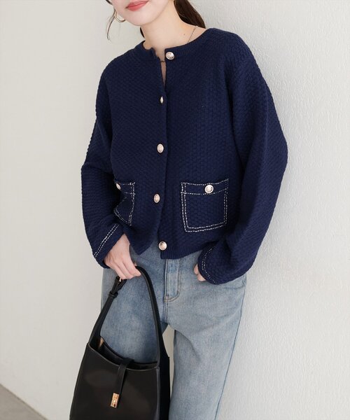 natural couture（ナチュラルクチュール）の「配色ステッチ入りニットジャケット（ニット/セーター・レディース・ネイビー/オフホワイト/ブラック・FREE）」の22枚目の写真