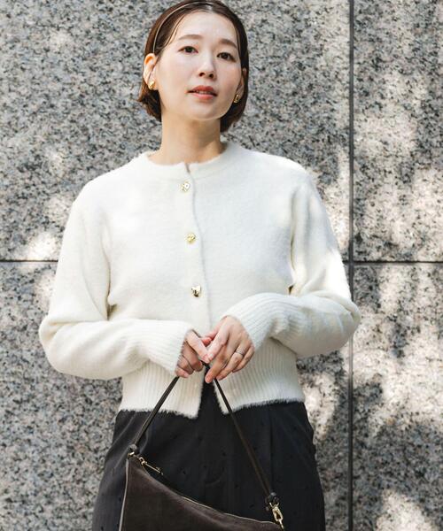 F by ROSSO（エフバイロッソ）の「F by ROSSO　アソート釦ヘアリーカーディガン（カーディガン/ボレロ・レディース・オフホワイト/ネイビー/キャメル・FREE）」の5枚目の写真