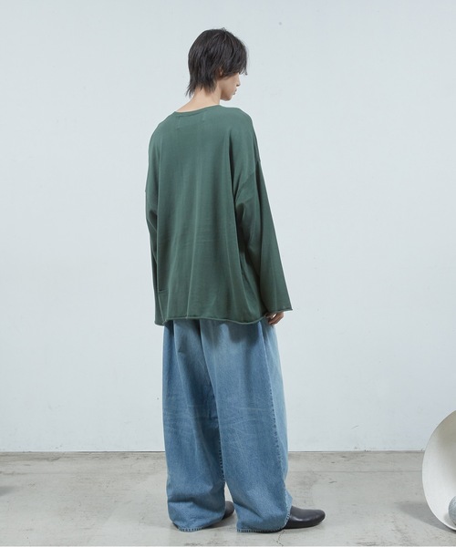 Dulcamara(ドゥルカマラ)の「ステッチプリントロング SLニットPO(ニット/セーター・メンズ・ライトグレー/グリーン・0/1)」の6枚目の写真
