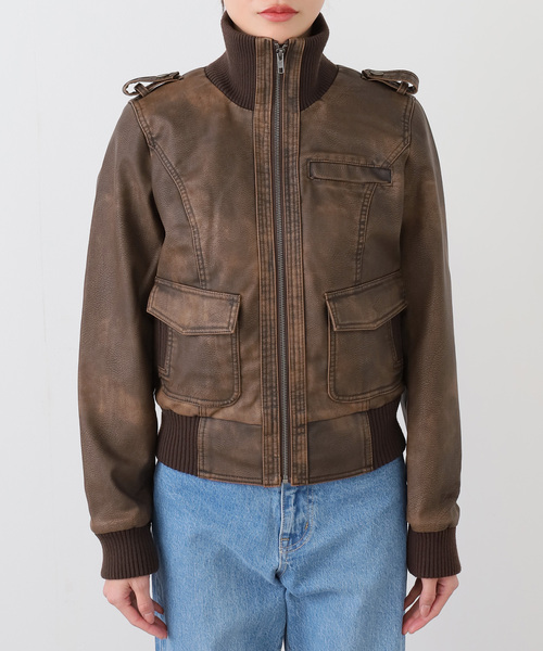 Guess(ゲス)の「GUESS/ゲス GO PU LEATHER AVIATOR BOMBER(ブルゾン・レディース・ブラウン・SMALL)」の4枚目の写真