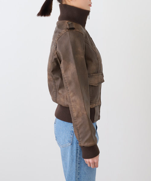 Guess(ゲス)の「GUESS/ゲス GO PU LEATHER AVIATOR BOMBER(ブルゾン・レディース・ブラウン・SMALL)」の9枚目の写真