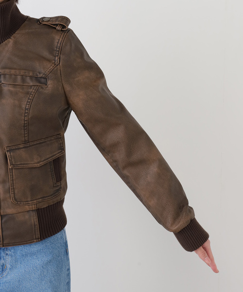 Guess(ゲス)の「GUESS/ゲス GO PU LEATHER AVIATOR BOMBER(ブルゾン・レディース・ブラウン・SMALL)」の10枚目の写真