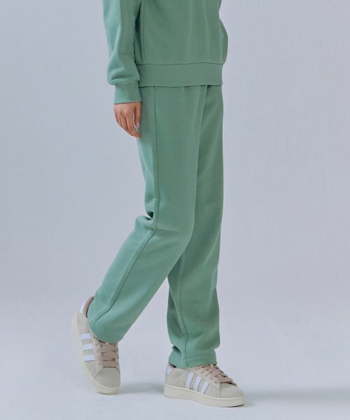 CHASECULT(チェイスカルト)の「レディース ストレート ウォームアップパンツ-CERG7264B0H(スウェットパンツ・レディース・グリーン・76/67/70)」の2枚目の写真