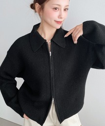 ざっくりニット」に該当するブラック/黒色系のレディースファッション