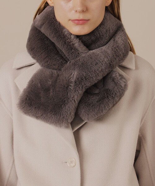 MACKINTOSH LONDON（マッキントッシュ ロンドン）の「ファーマフラー（マフラー・レディース・ベージュ/グレー系その他・FREE）」の2枚目の写真