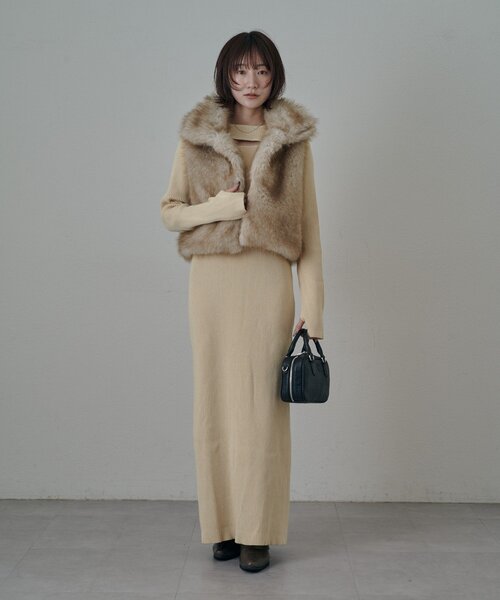 mline（エムライン）の「[mline]アイカットニットワンピース（ワンピース・レディース・ダークブラウン/イエロー/アイボリー・FREE）」の2枚目の写真