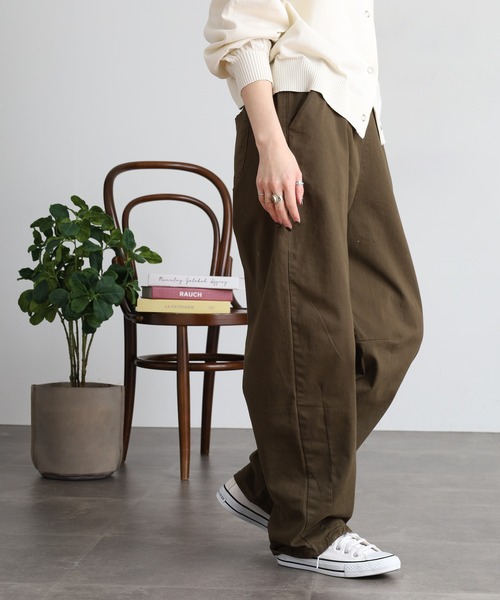 atONE(アットワン)の「ストレッチツイルカーブパンツ(その他パンツ・レディース・ベージュ/カーキ/ブラック・3L/M/L/4L/LL)」の21枚目の写真