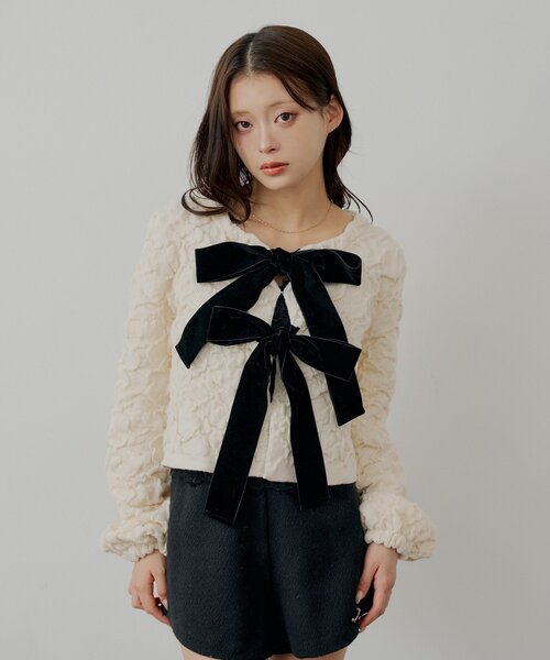 Chico（チコ）の「【SALON by Chico】前後2wayフロントリボン配色カーディガン（カーディガン/ボレロ・レディース・グレー/アイボリー/ブラック/ピンク・FREE）」の9枚目の写真