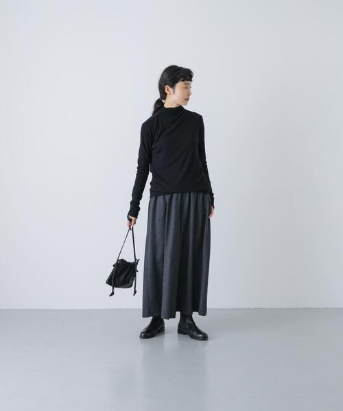 かぐれ（カグレ）の「ボトルネックソフトリブカットソー（Tシャツ/カットソー・レディース・ブラック/イエロー/ライトグレー・FREE）」の8枚目の写真