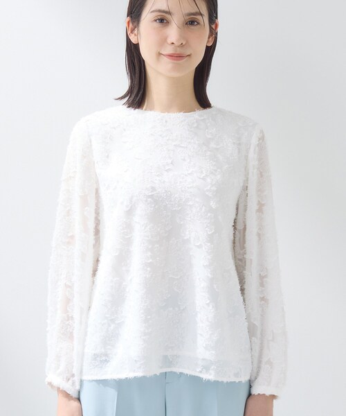 INDIVI(インディヴィ)の「【華やか/大人シアー/セレモニー】カットフリンジブラウス(シャツ/ブラウス・レディース・ホワイト/ネイビー・05/15 /13/19/38/34)」の12枚目の写真