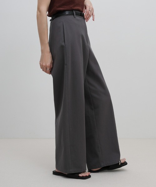 select MOCA（セレクトモカ）の「ハイウエストコットンカーブシルエットパンツ（その他パンツ・レディース・グレー/ホワイト/ブラウン・MEDIUM/LARGE）」の2枚目の写真