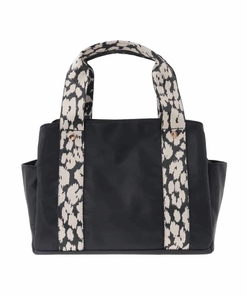 a.v.v（アーヴェヴェ）の「【2WAY】10ポケットバッグ（ショルダーバッグ・レディース・ブラウン/ベージュ/ブラック・38）」の15枚目の写真